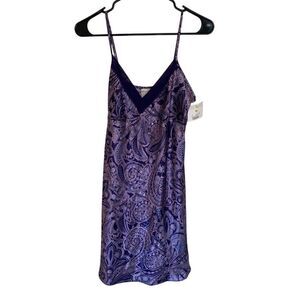 Liz Claiborne Purple Paisley Chemise Sleeveless Lingerie Nightgown‎ M Slip Dress